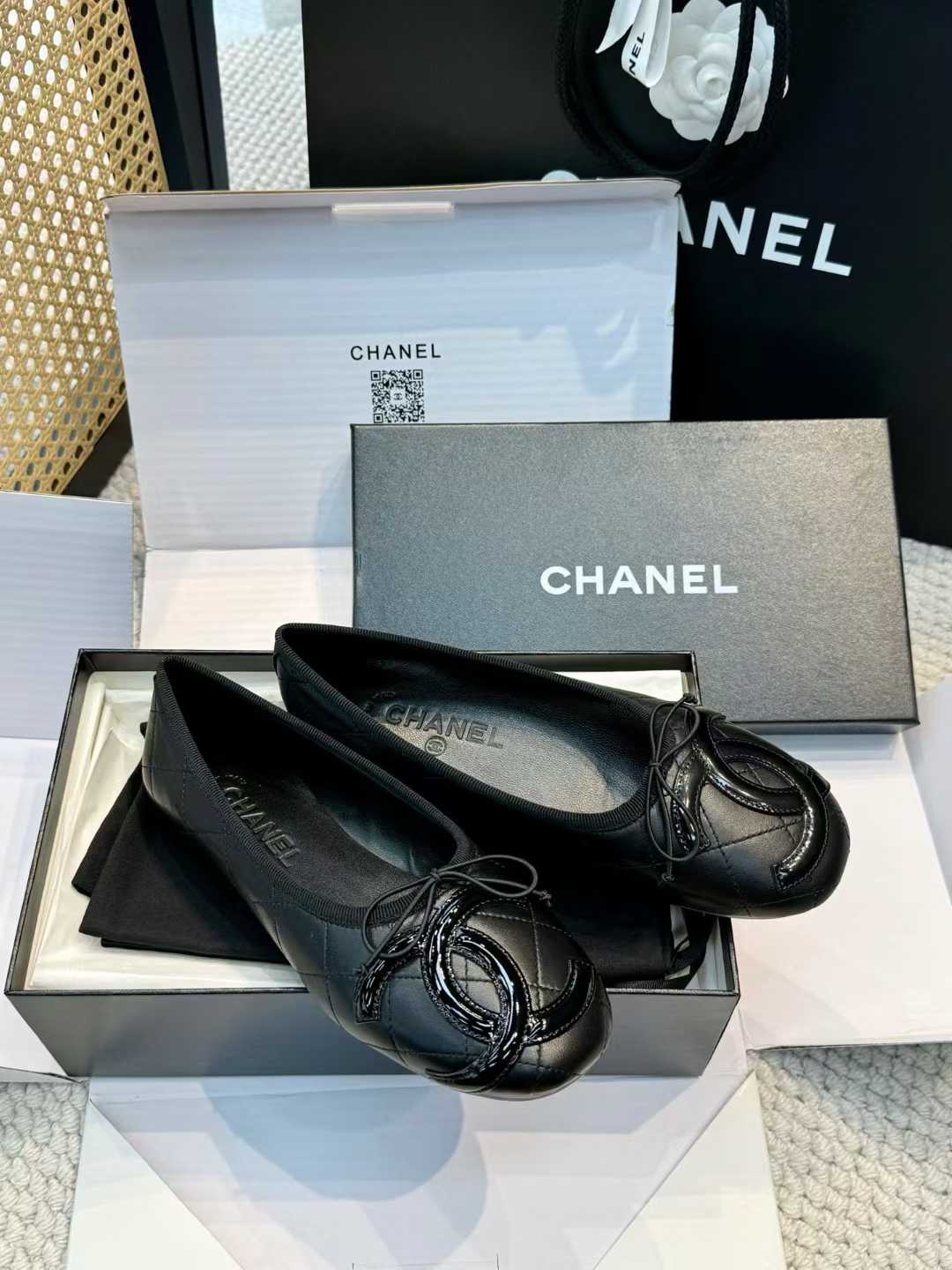 Chanel Ballet shoes view 11