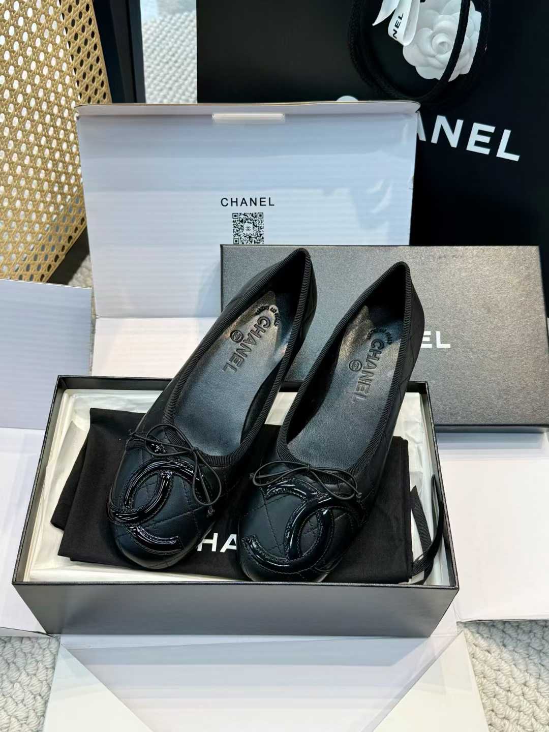 Chanel Ballet shoes view 12