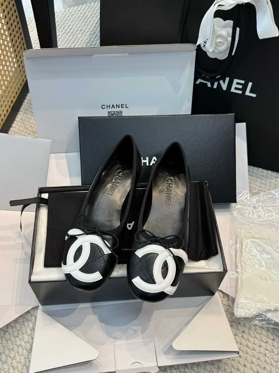 Chanel Ballet shoes view 17