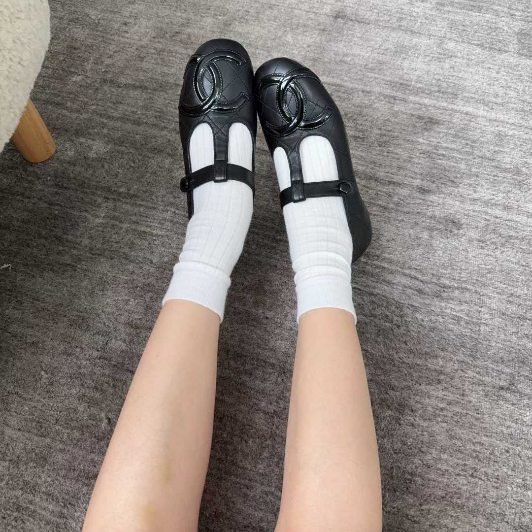 Chanel Ballet shoes view 1