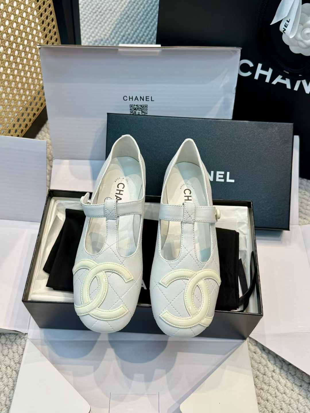 Chanel Ballet shoes view 11