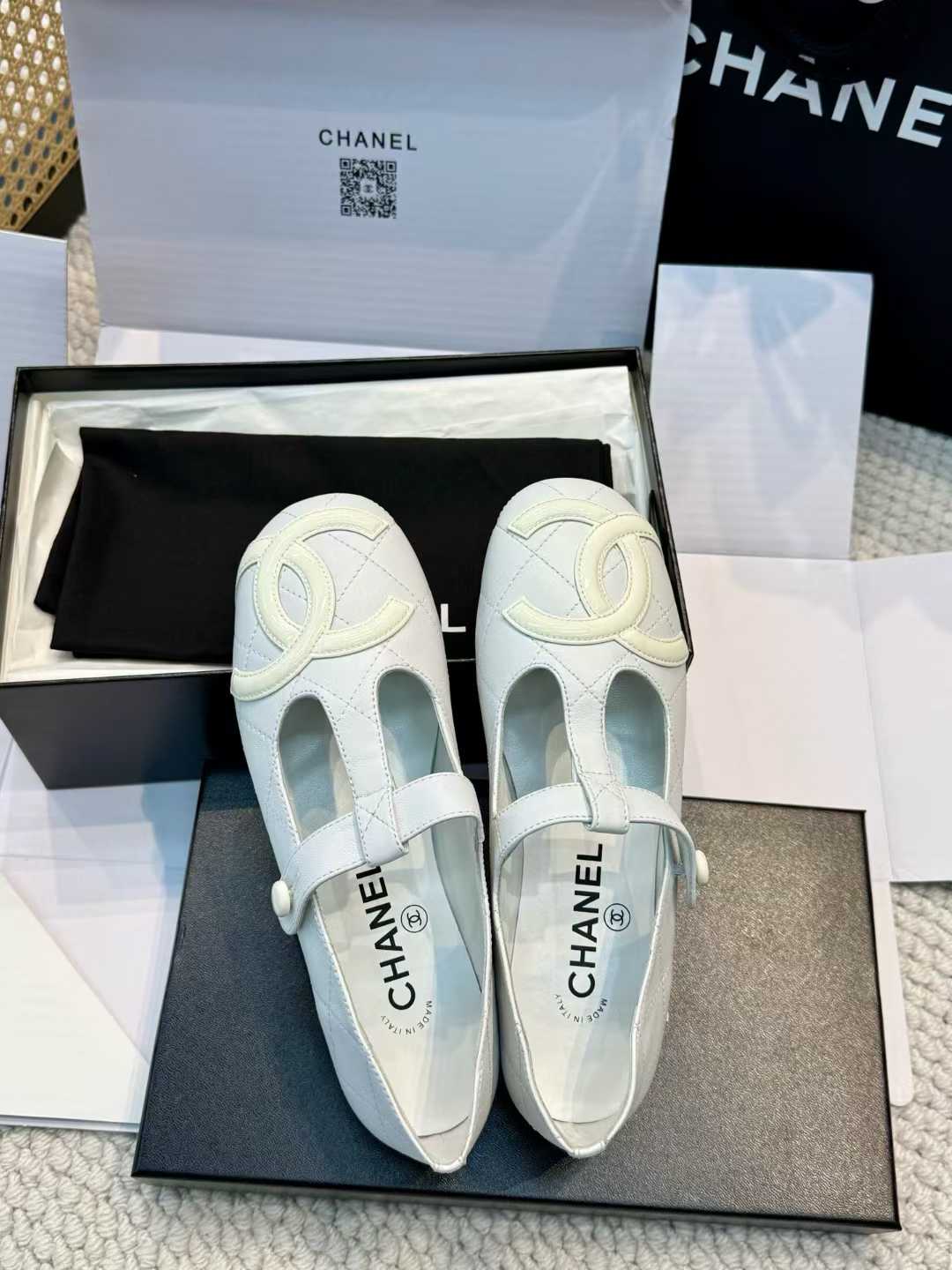 Chanel Ballet shoes view 15
