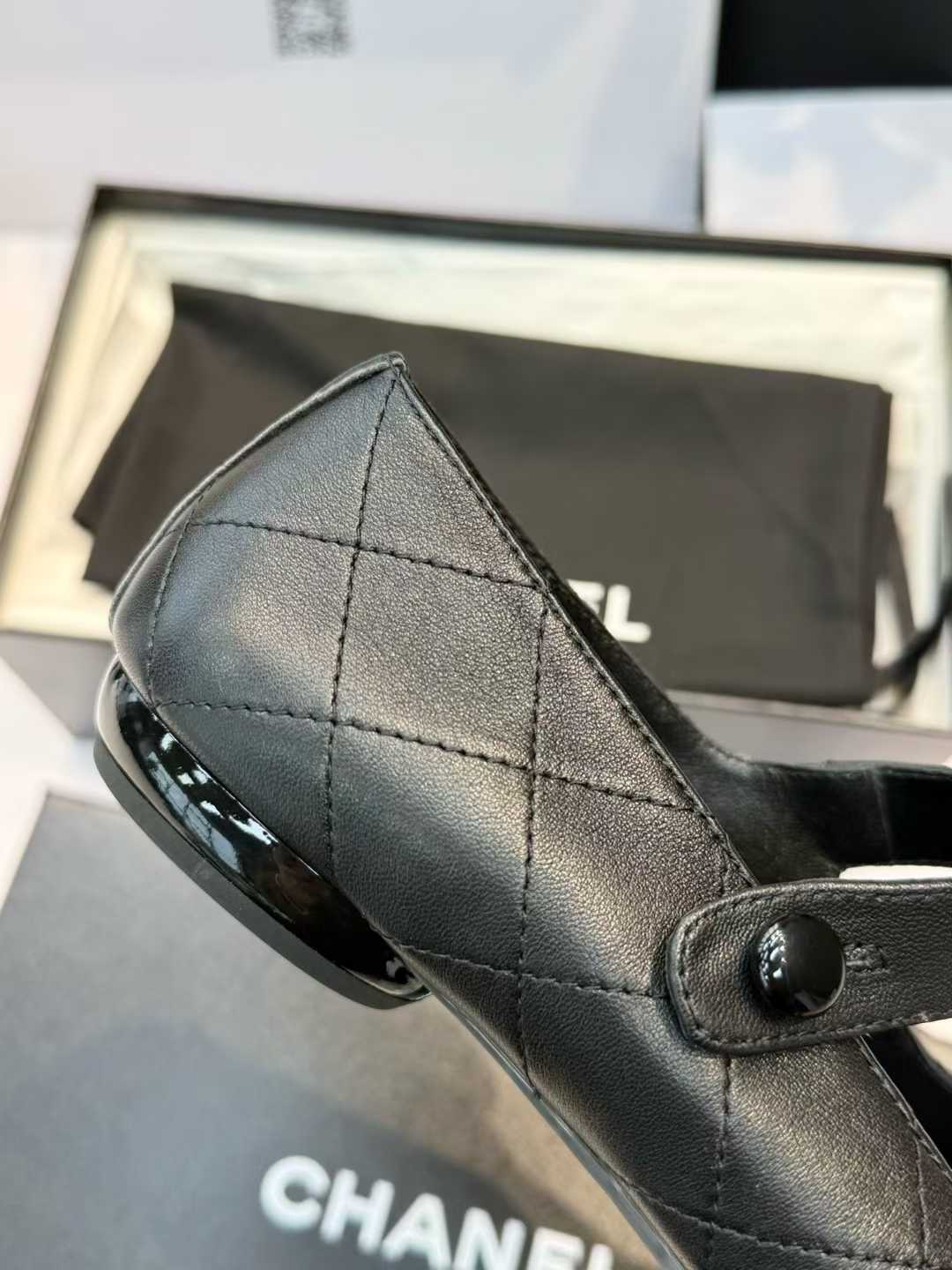 Chanel Ballet shoes view 6
