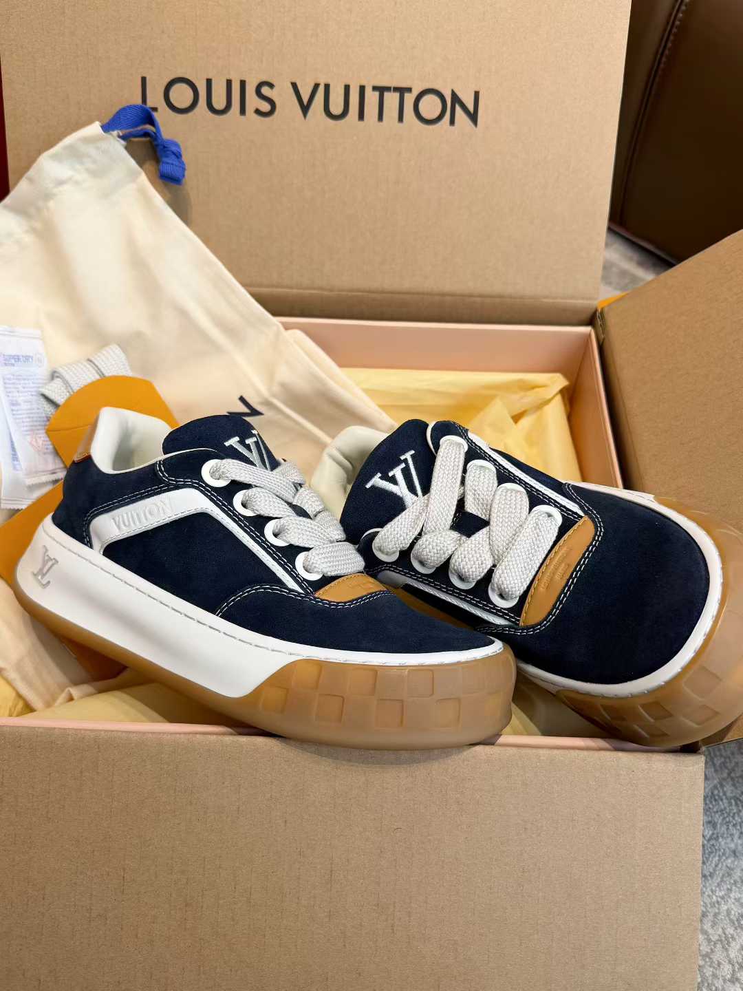 Louis Vuitton Casual shoes view 11
