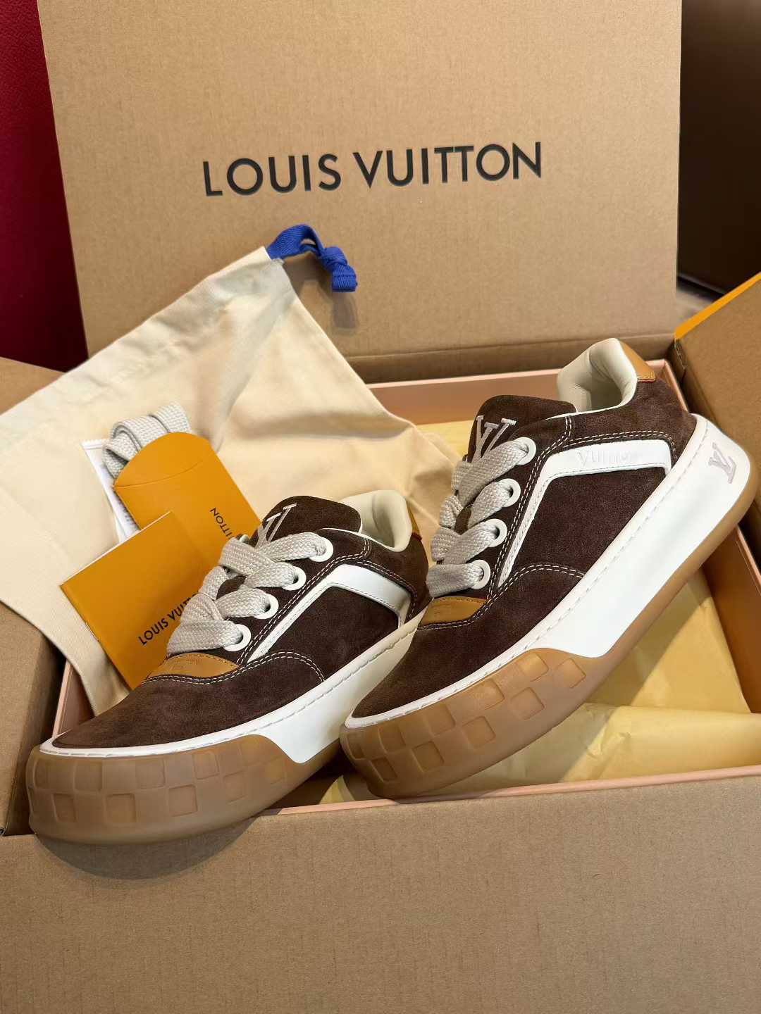 Louis Vuitton Casual shoes view 4