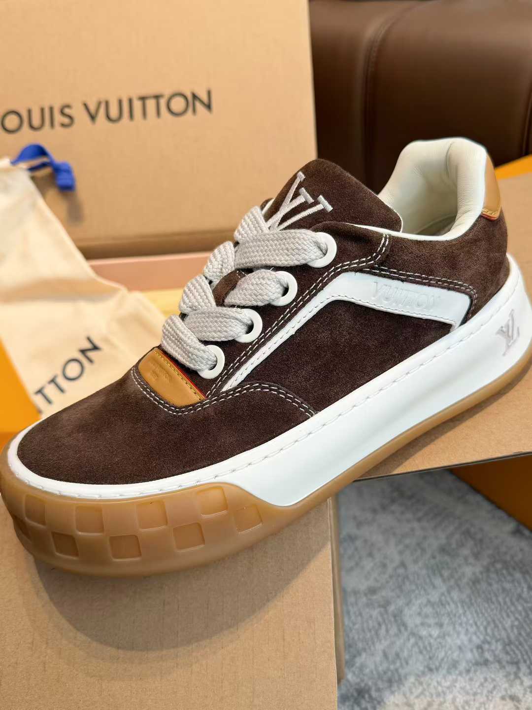 Louis Vuitton Casual shoes view 5