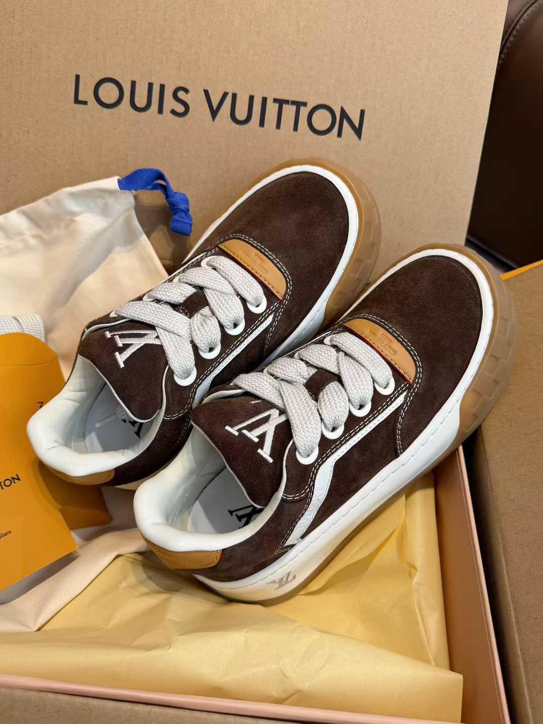 Louis Vuitton Casual shoes view 7