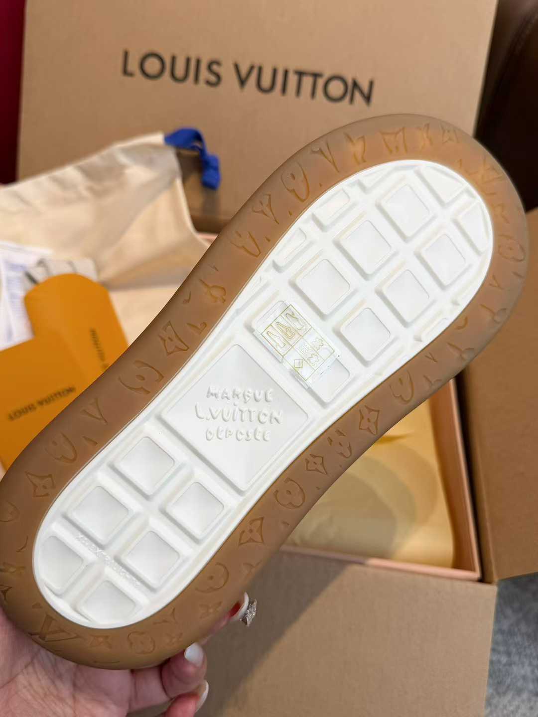 Louis Vuitton Casual shoes view 9