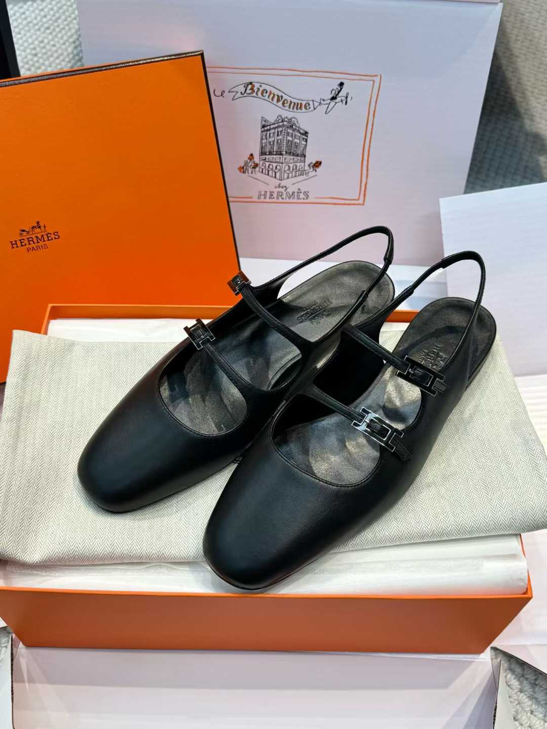 Hermès Mary Jane Shoes view 5