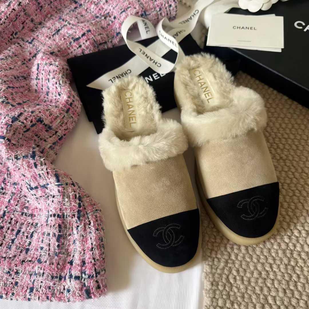 Chanel Shaggy slippers view 1