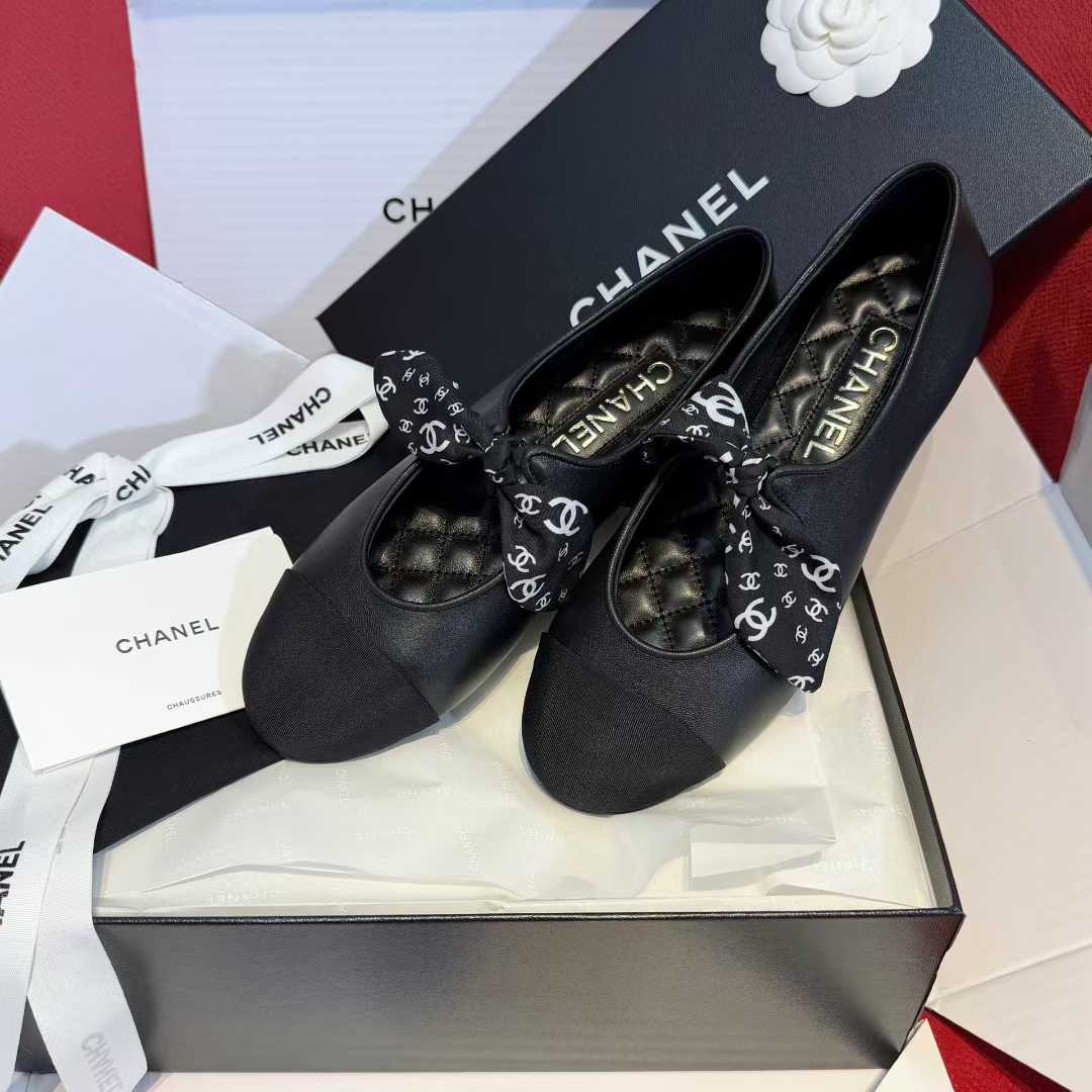 Chanel 26C Ballet shoes view 9