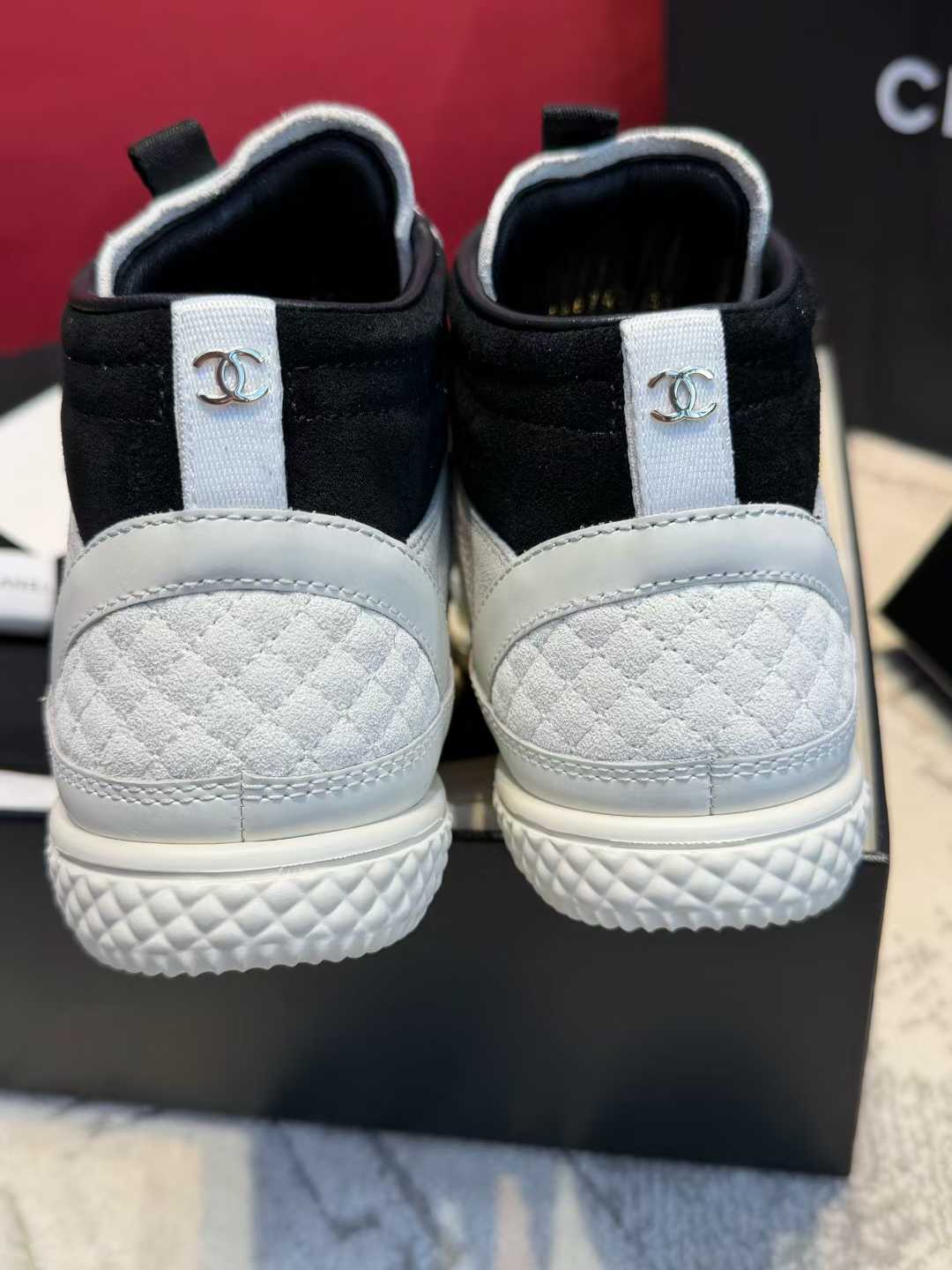 Chanel 25N High-top sneakers view 8