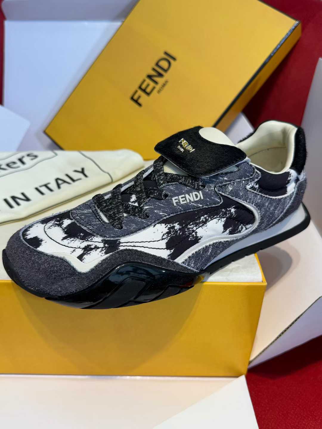 Fendi Sneakers view 6