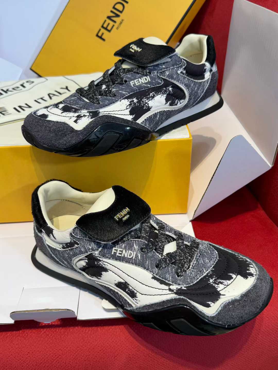 Fendi Sneakers view 7