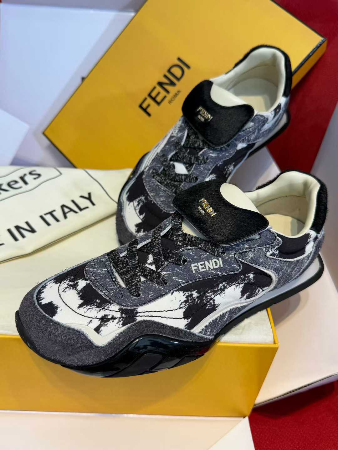 Fendi Sneakers view 8