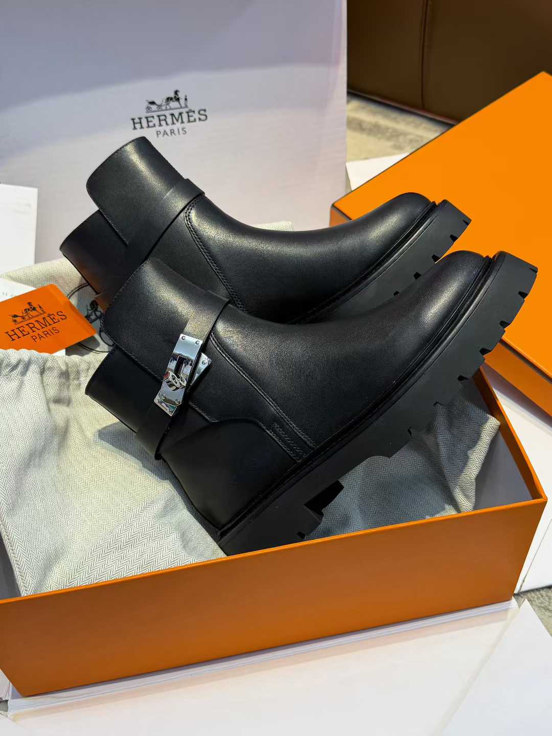 Hermès Short boots view 5