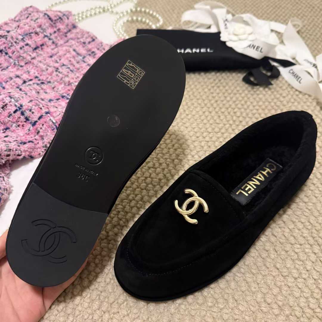 Chanel Love shoes view 11