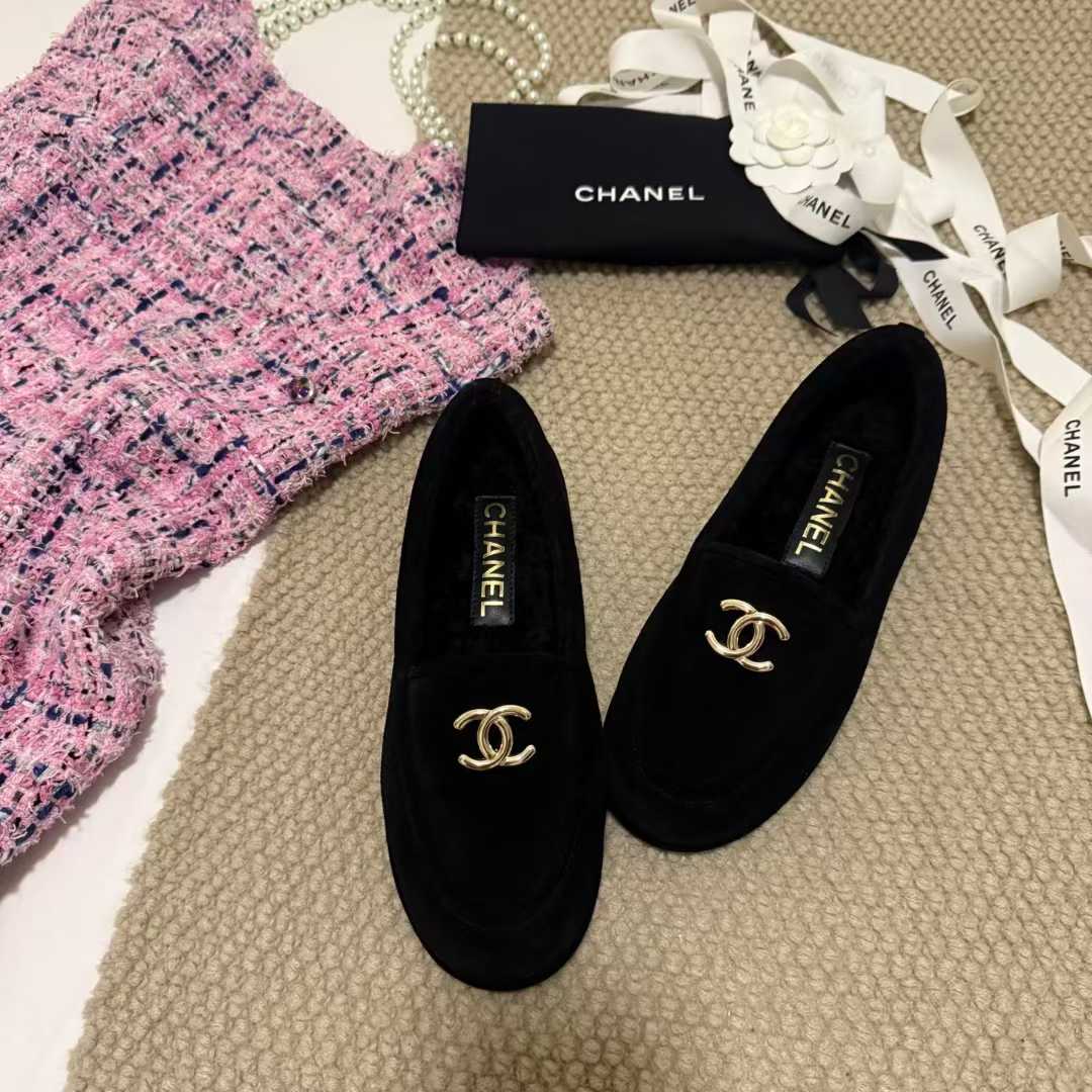 Chanel Love shoes view 7