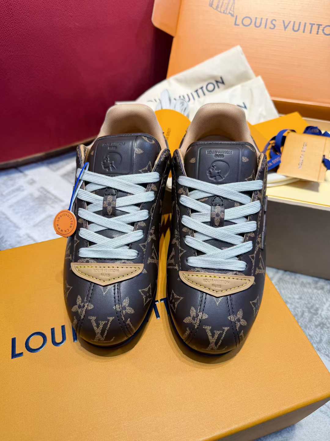 Louis Vuitton Casual shoes view 3