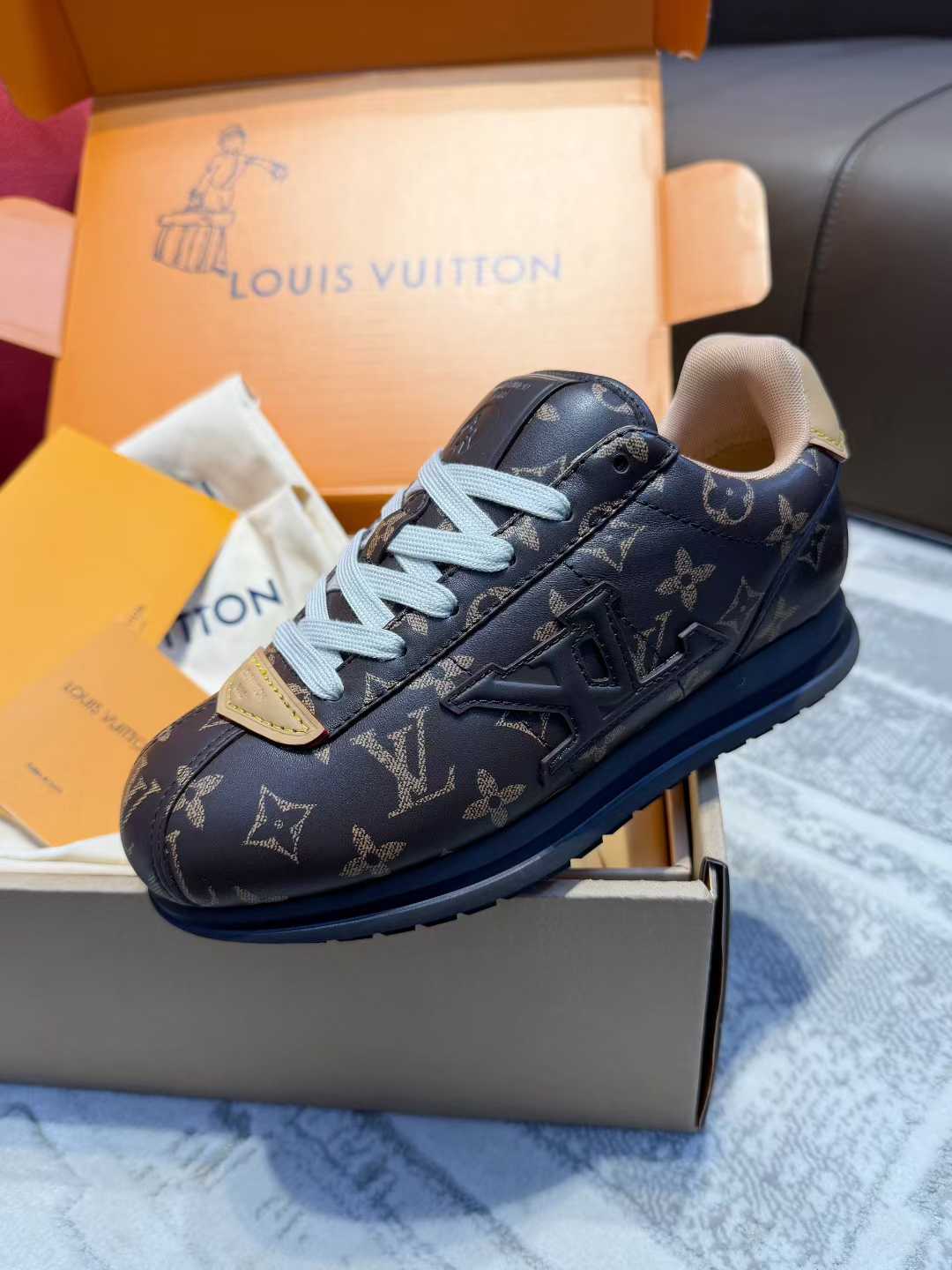 Louis Vuitton Casual shoes view 6