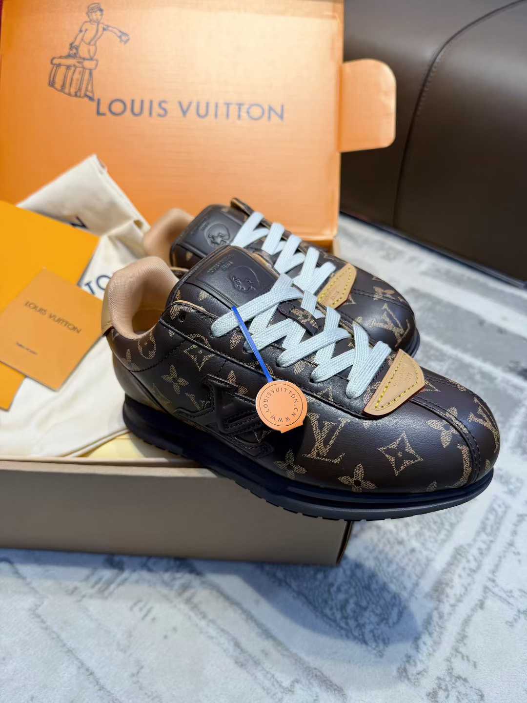 Louis Vuitton Casual shoes view 8