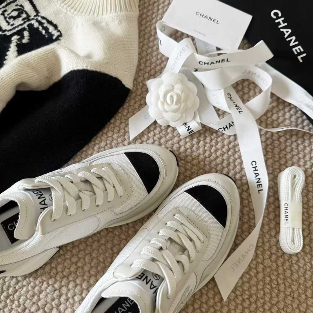 Chanel High heel sneakers view 8