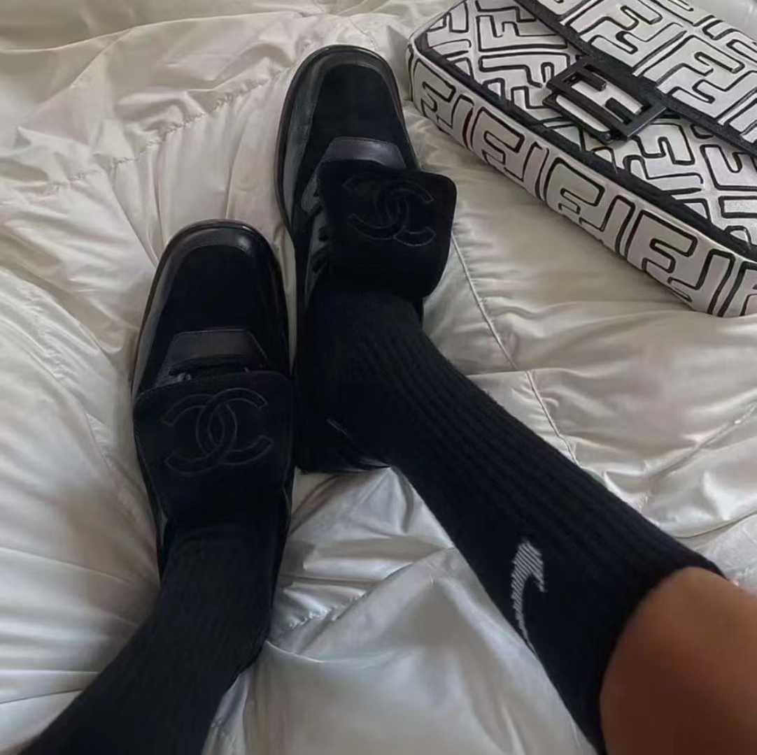 Chanel VINTAGE Football shoes view 1