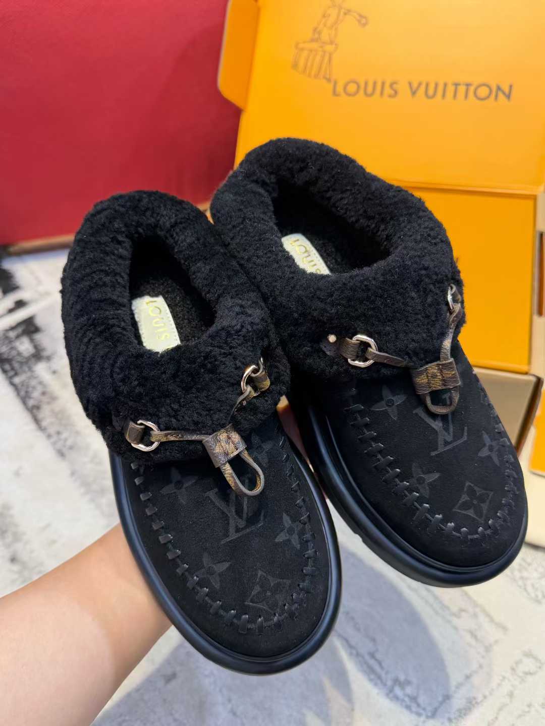 Louis Vuitton Snow boots view 4