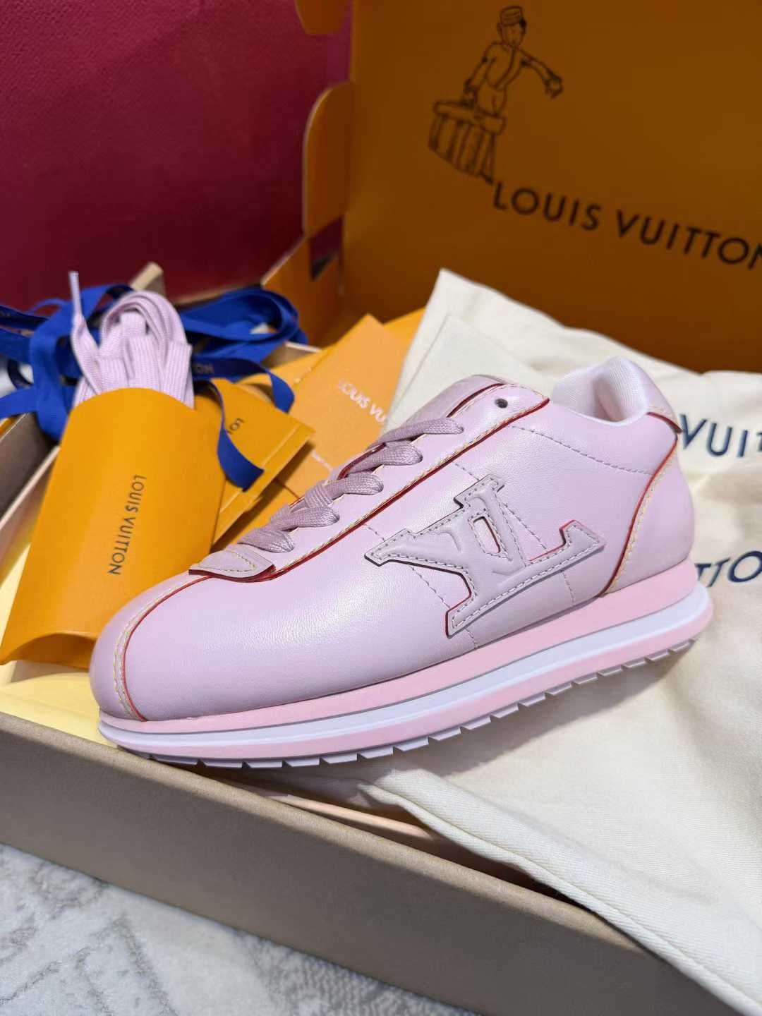Louis Vuitton Bread shoes view 1