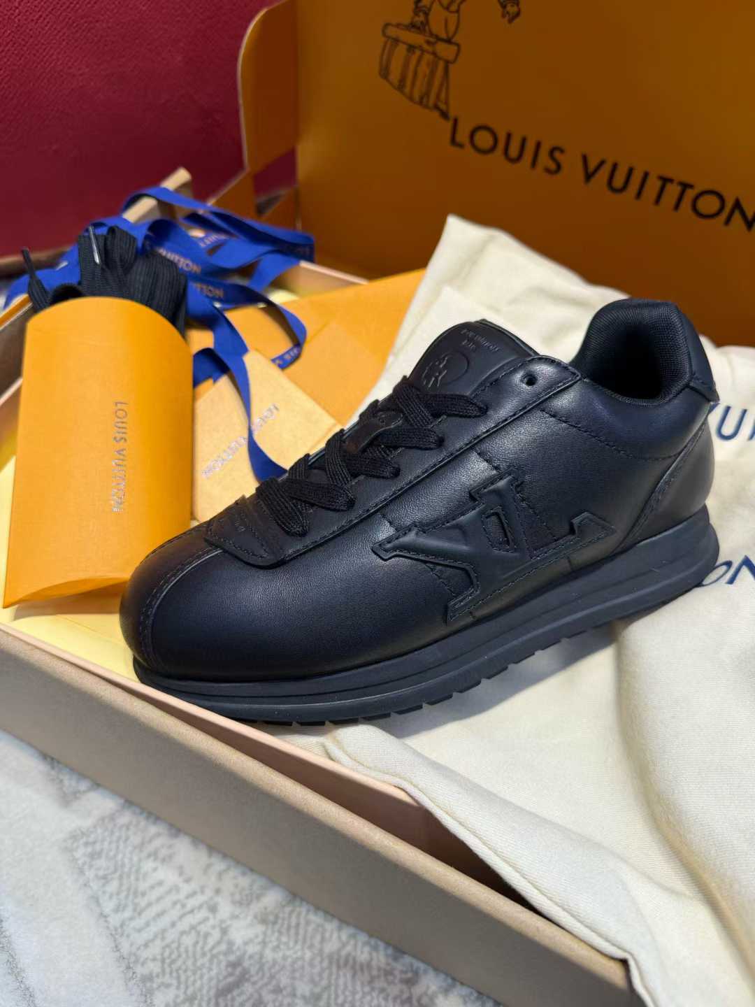 Louis Vuitton Bread shoes view 16