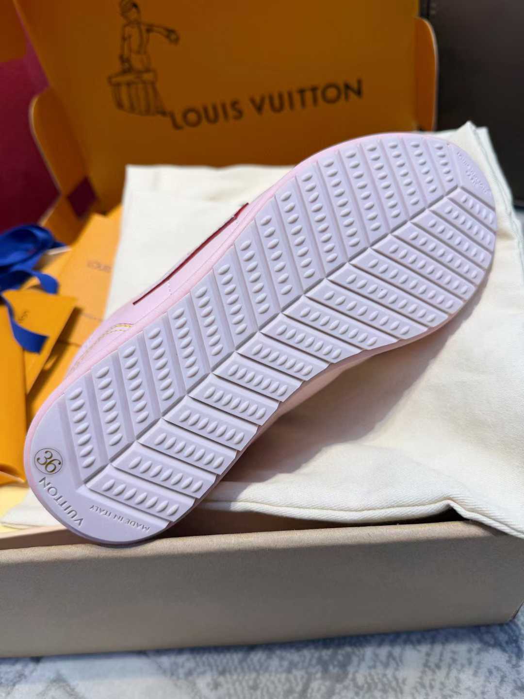 Louis Vuitton Bread shoes view 5