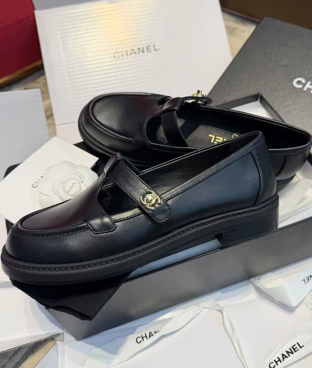 Chanel 25K Love shoes view 7
