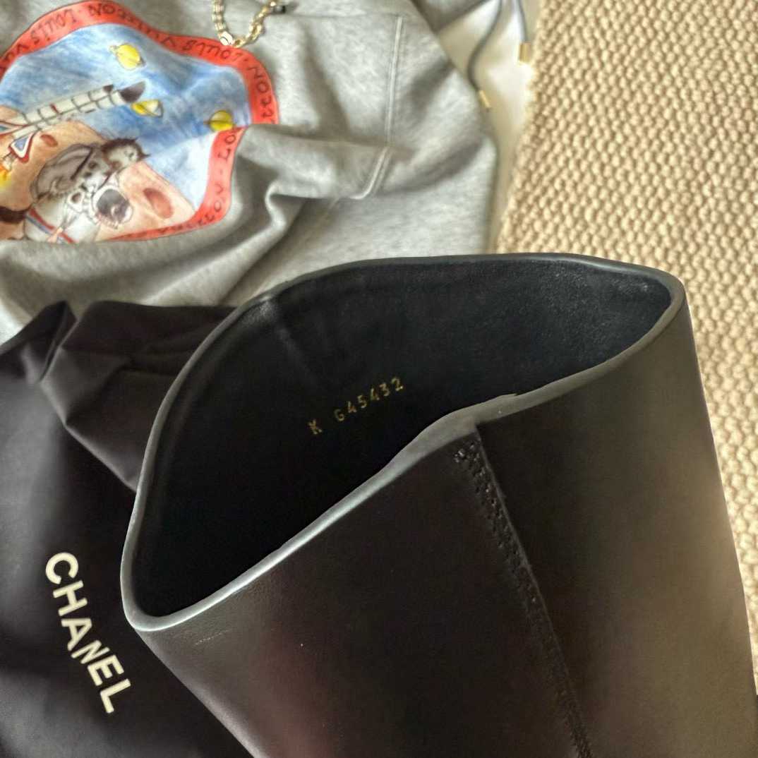 Chanel Knight boots view 6