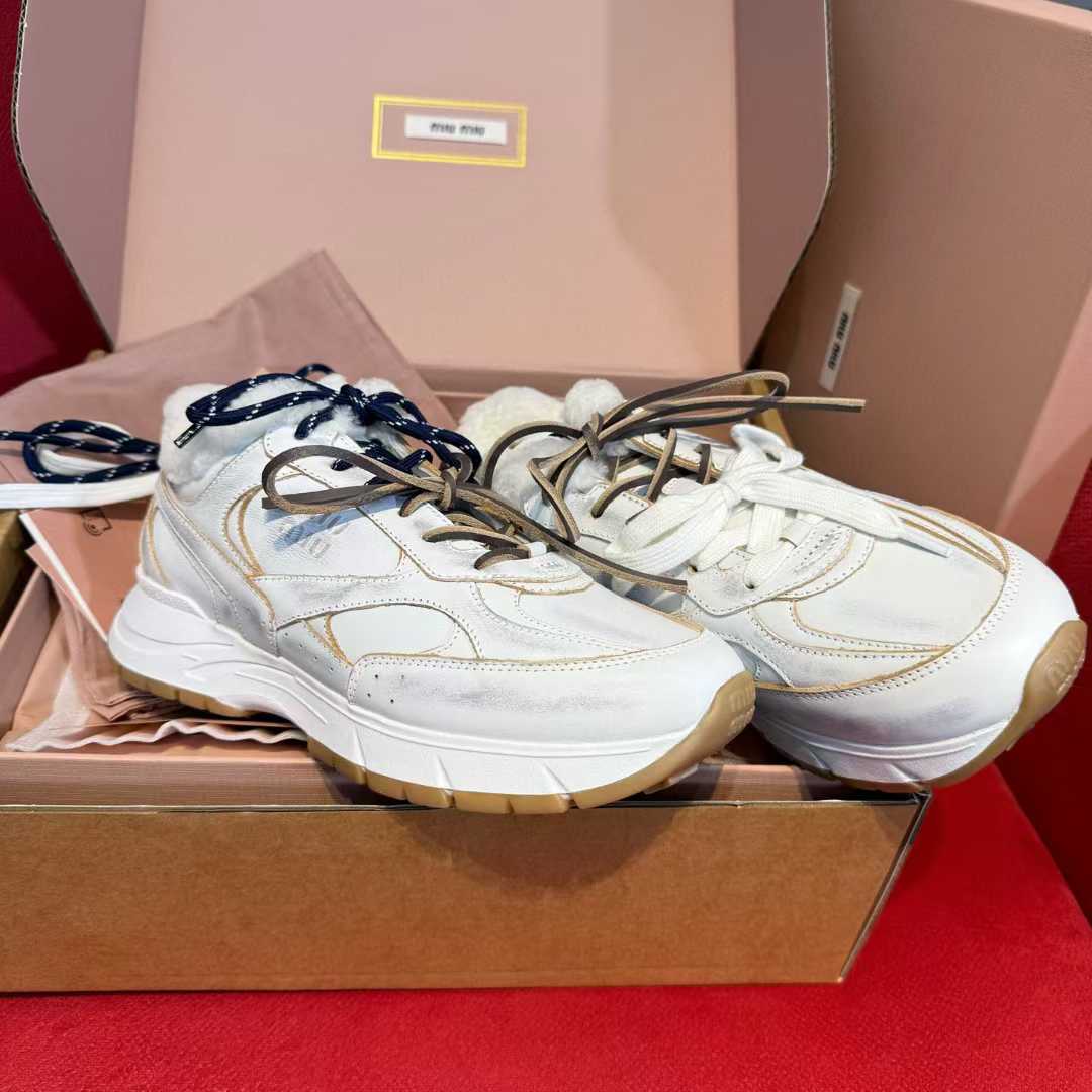 Miu Miu X NB Co-branded sneakers view 11