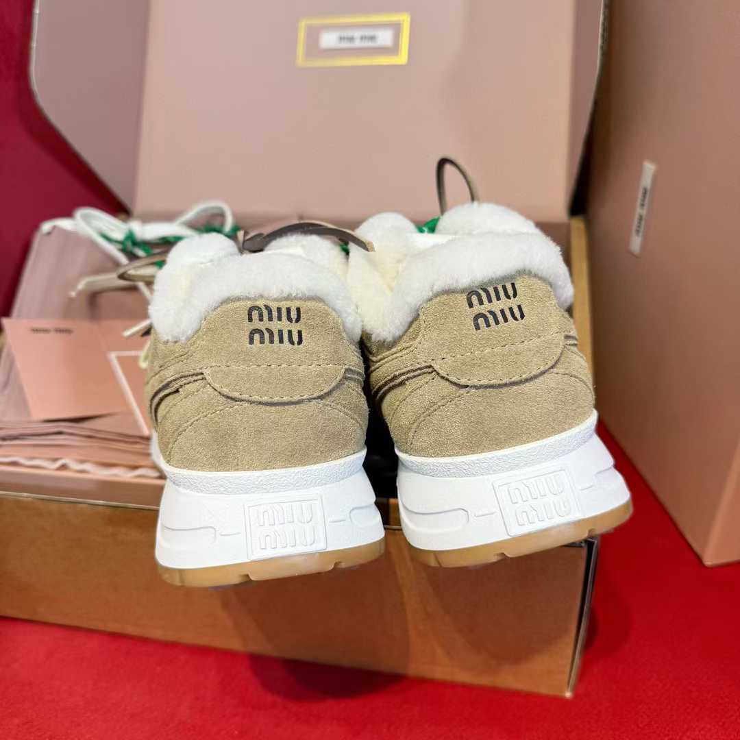Miu Miu X NB Co-branded sneakers view 7
