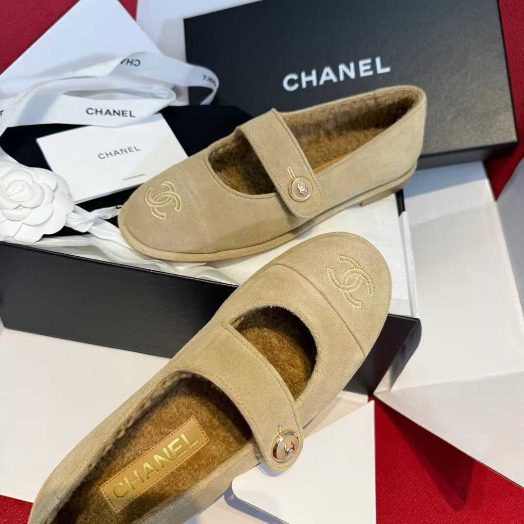Chanel Ballet shoes view 8