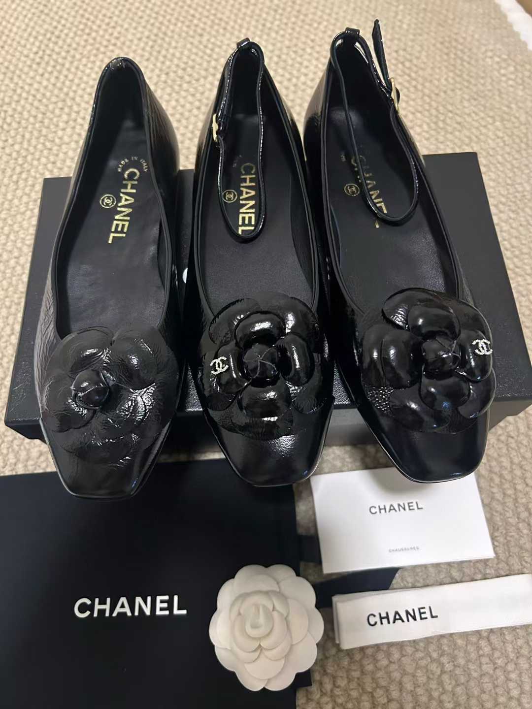 Chanel Ballet shoes view 3