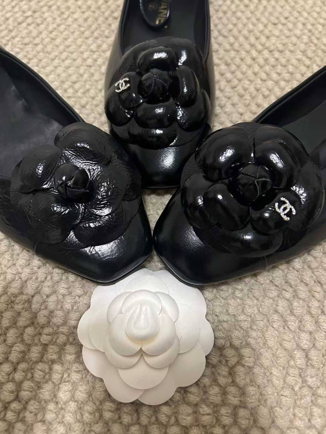 Chanel Ballet shoes view 8