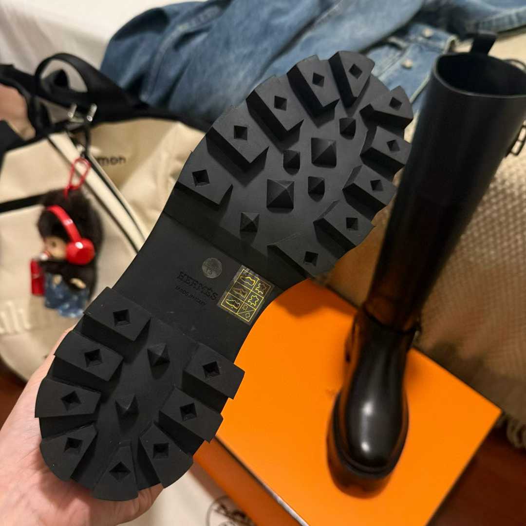 Hermès Knight boots view 9