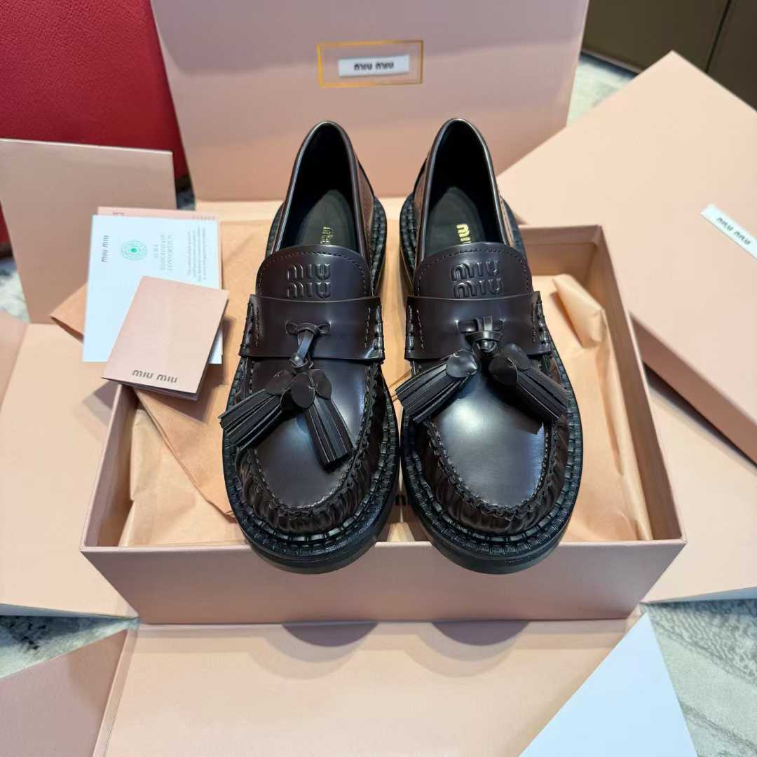 Miu Miu Love shoes view 2