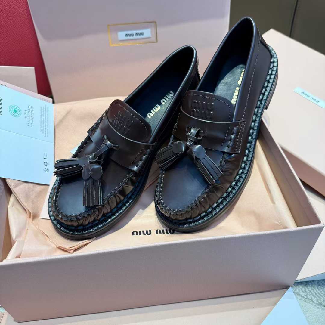 Miu Miu Love shoes view 4