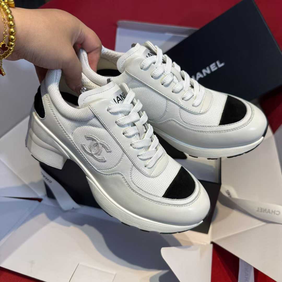 Chanel High heel sneakers view 2