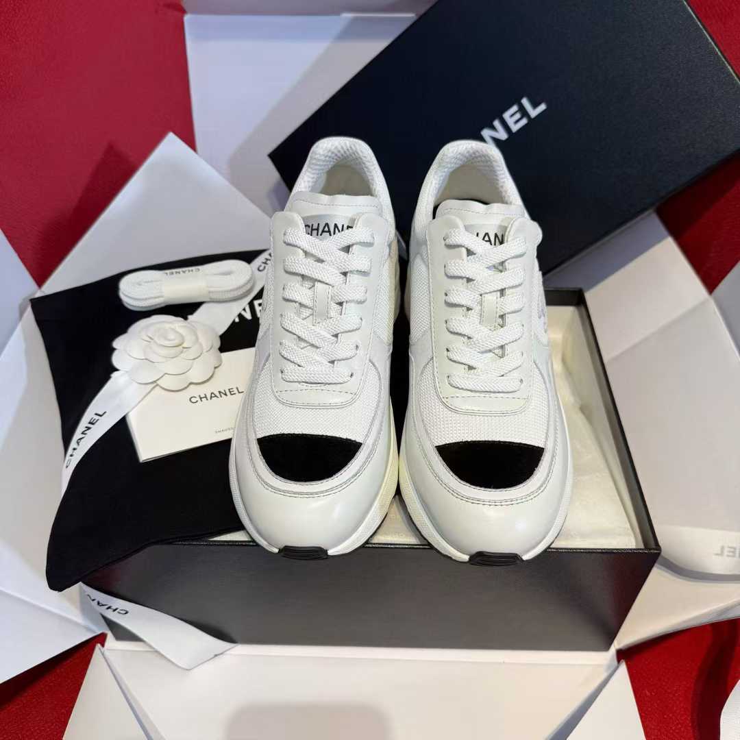 Chanel High heel sneakers view 3