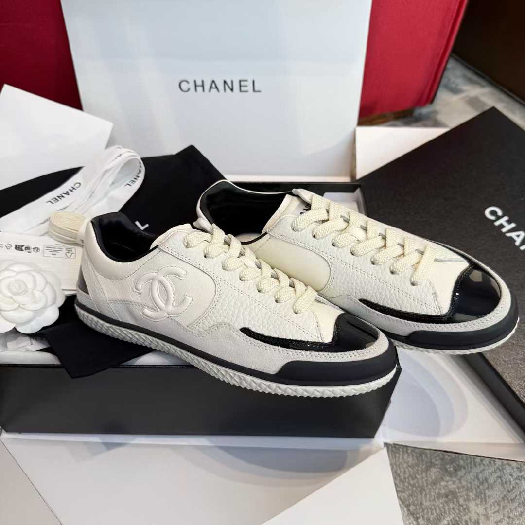 Chanel 25K Virtue training shoes view 5