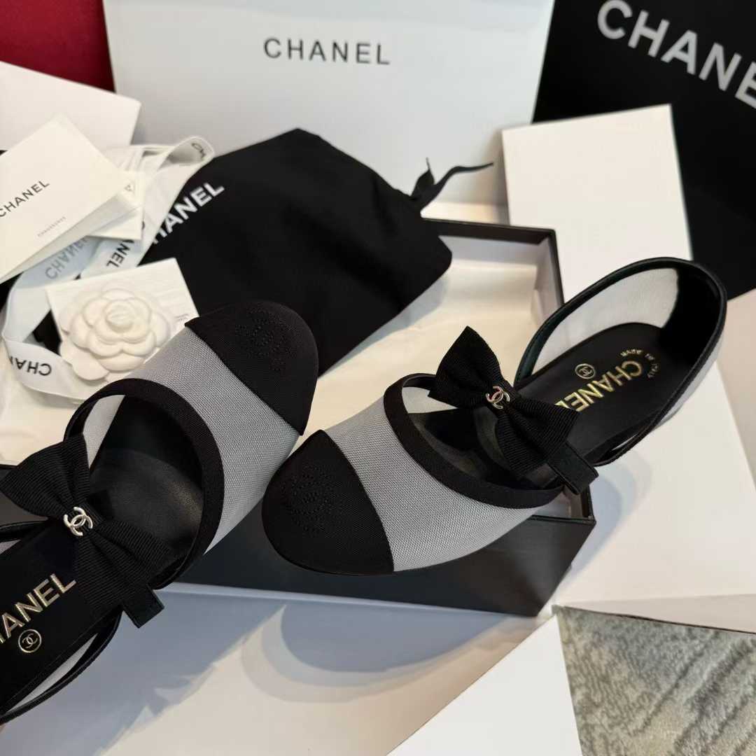 Chanel Flat sandals view 7