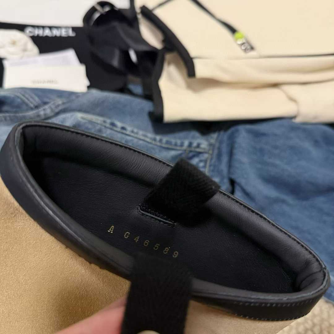 Chanel Short boots view 5
