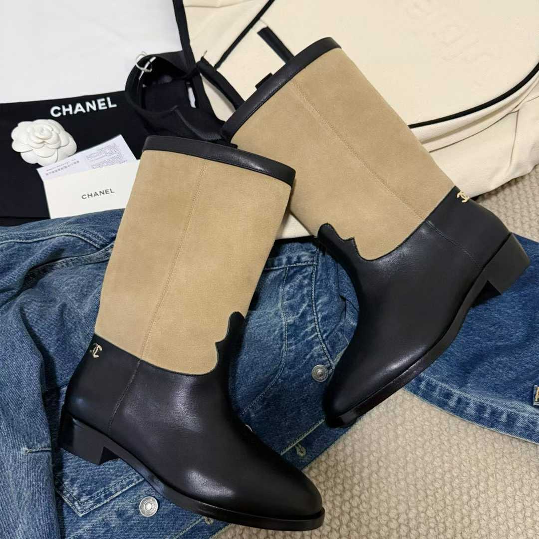 Chanel Short boots view 6