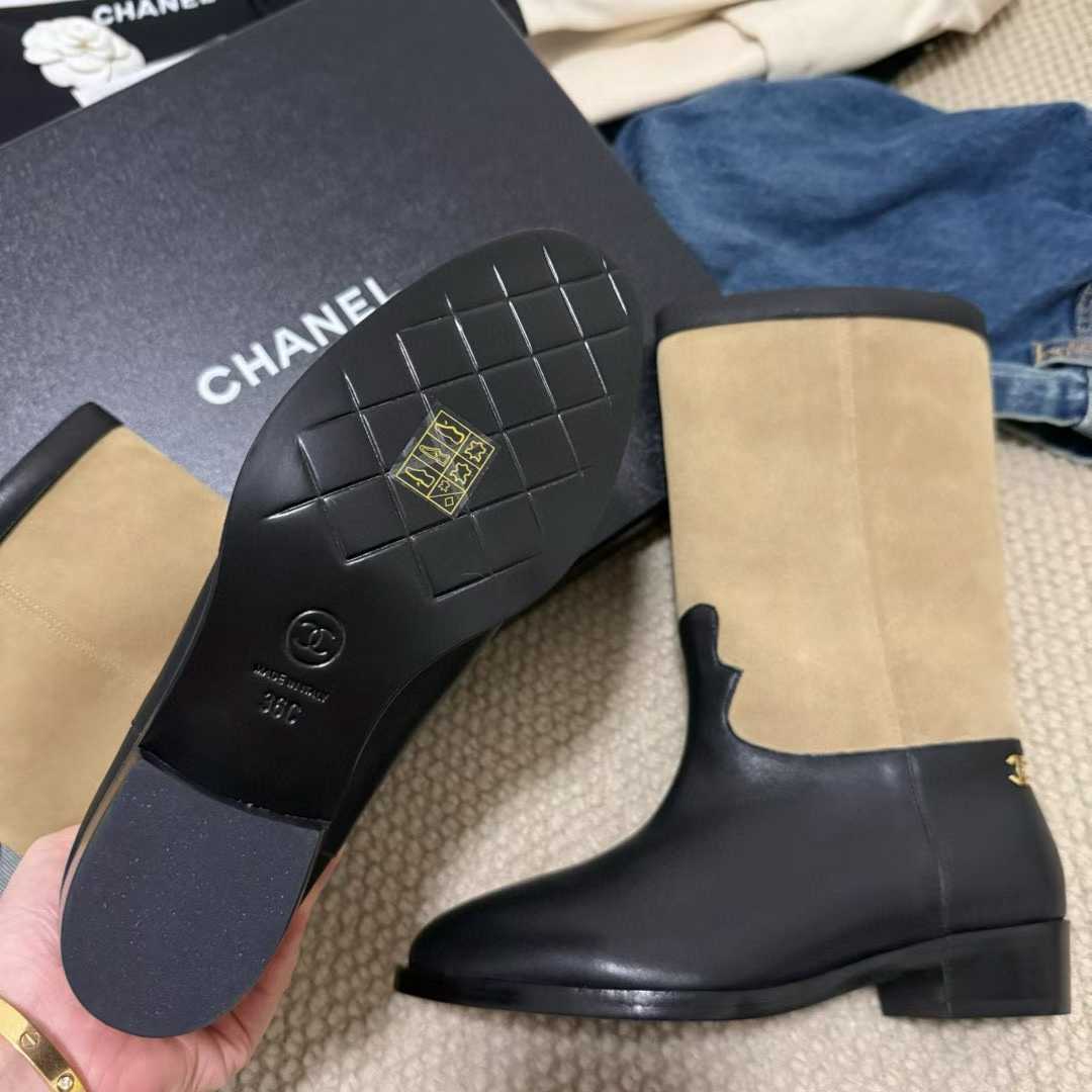 Chanel Short boots view 9