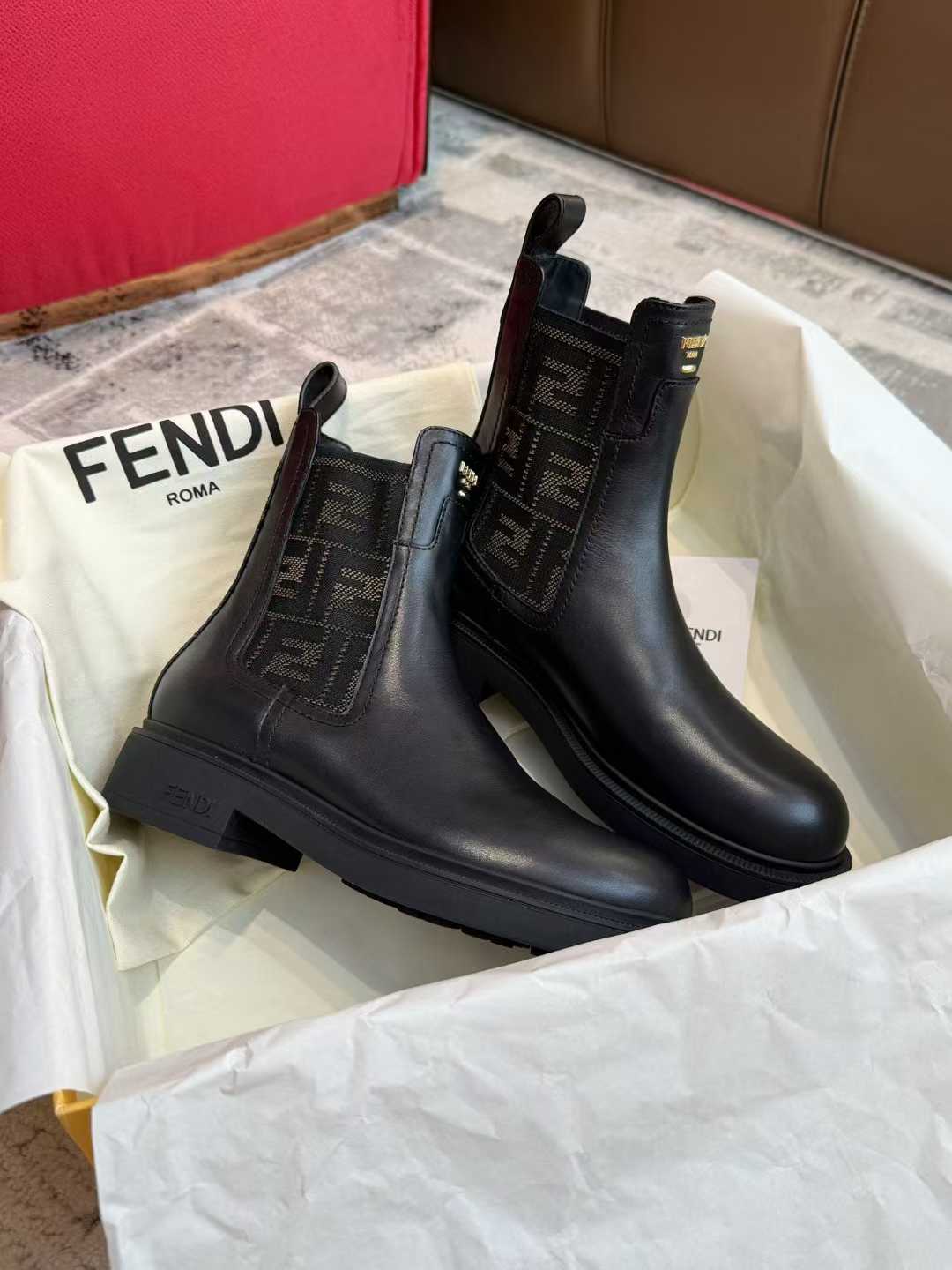 Fendi Short boots view 1