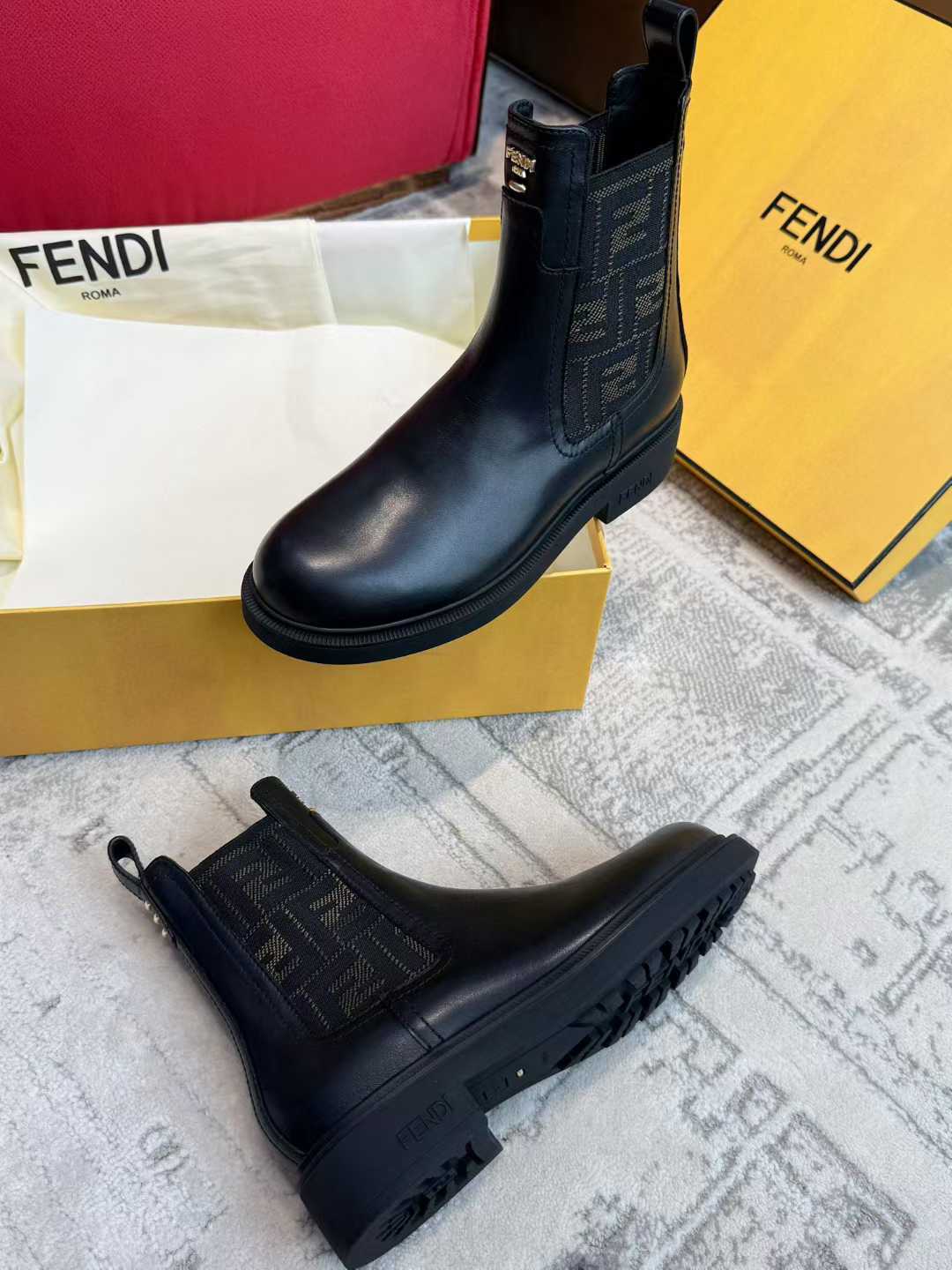 Fendi Short boots view 5